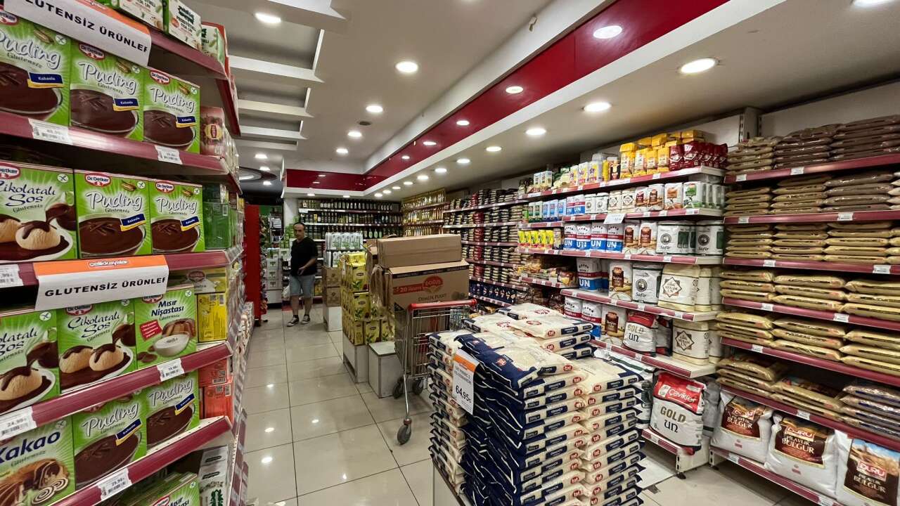Konya’da market raflarında büyük indirim başladı 2